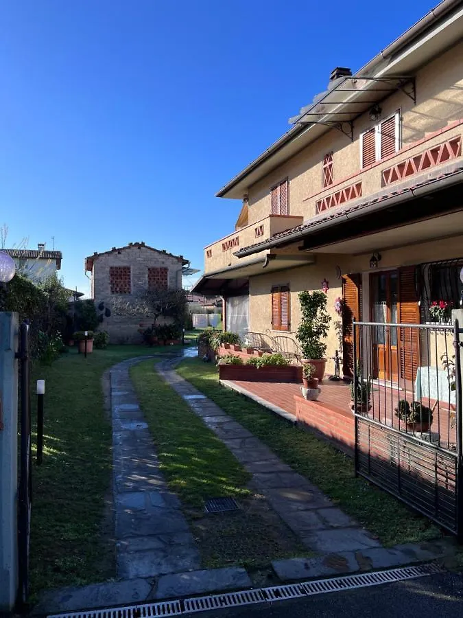 La Casa Di Margot Daire Forte dei Marmi 0*,  İtalya